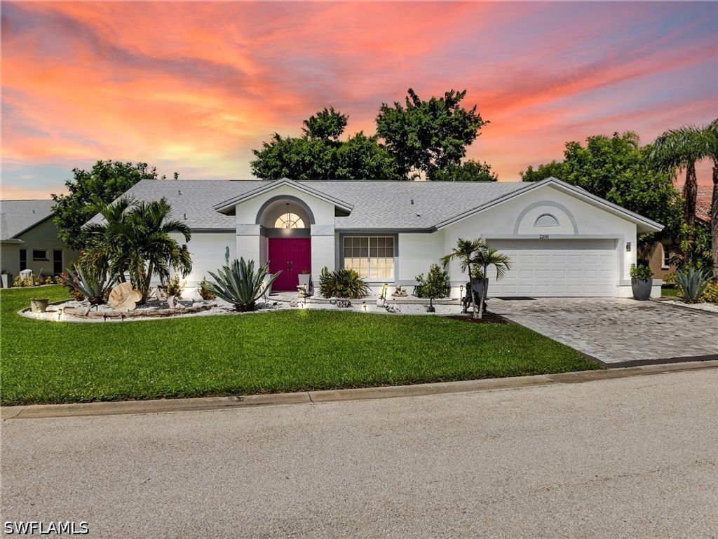 22690 Island Lakes Dr, Estero