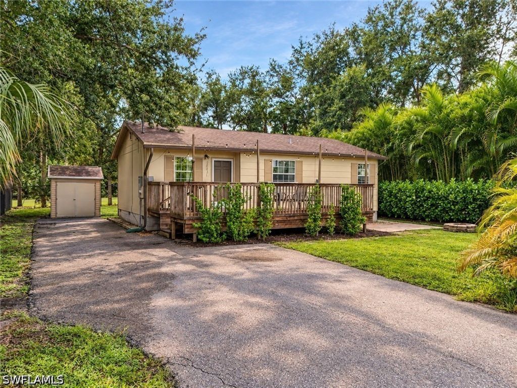 28431 Windsor Rd, Bonita Springs
