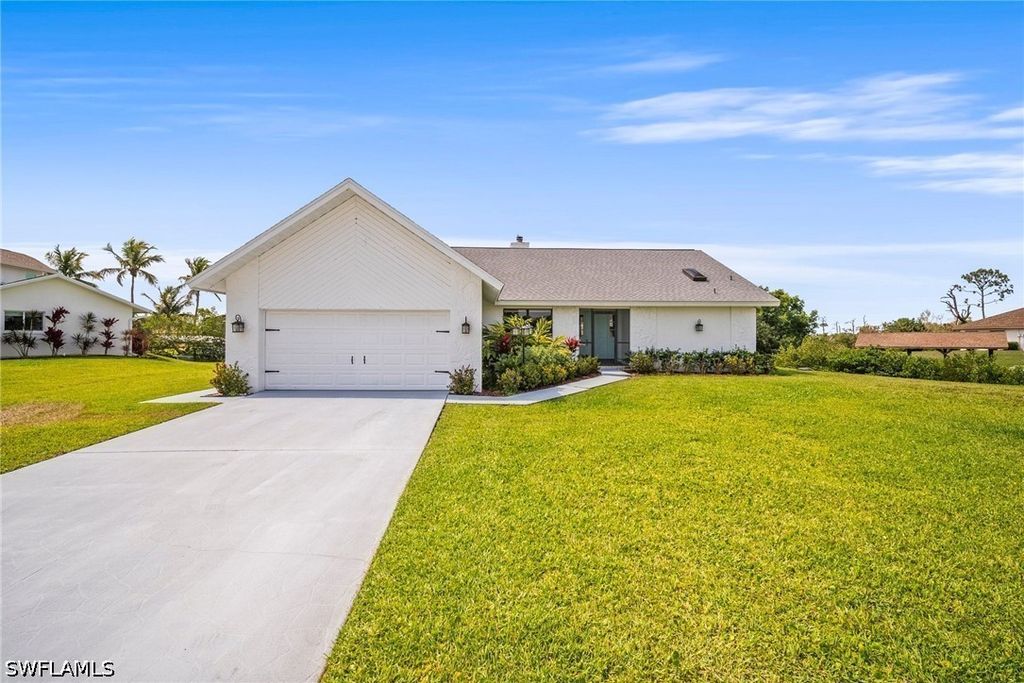20640 Porthole Ct, Estero