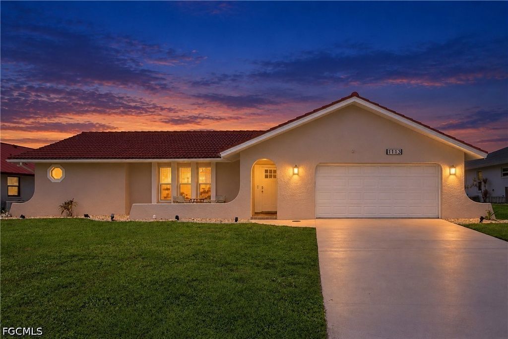 1113 Se 17th St, CAPE CORAL