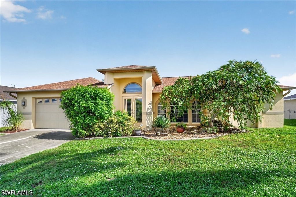 609 Sw 23rd Ter, CAPE CORAL