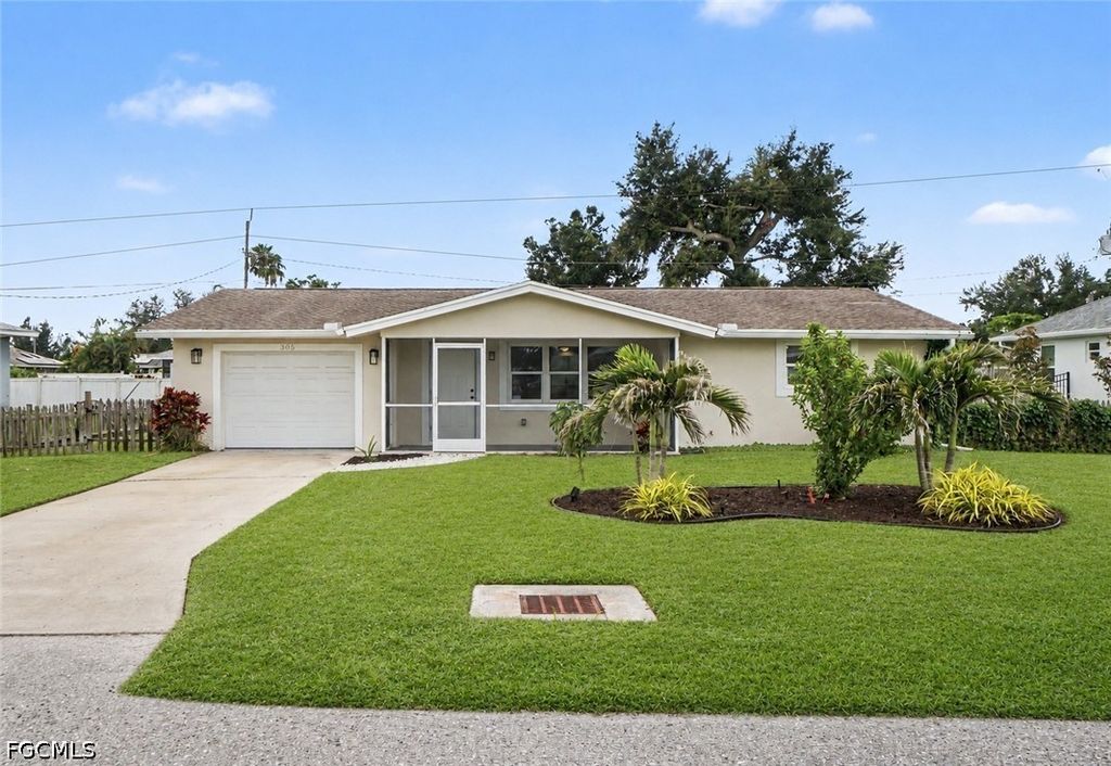 305 Shell Rd, Venice