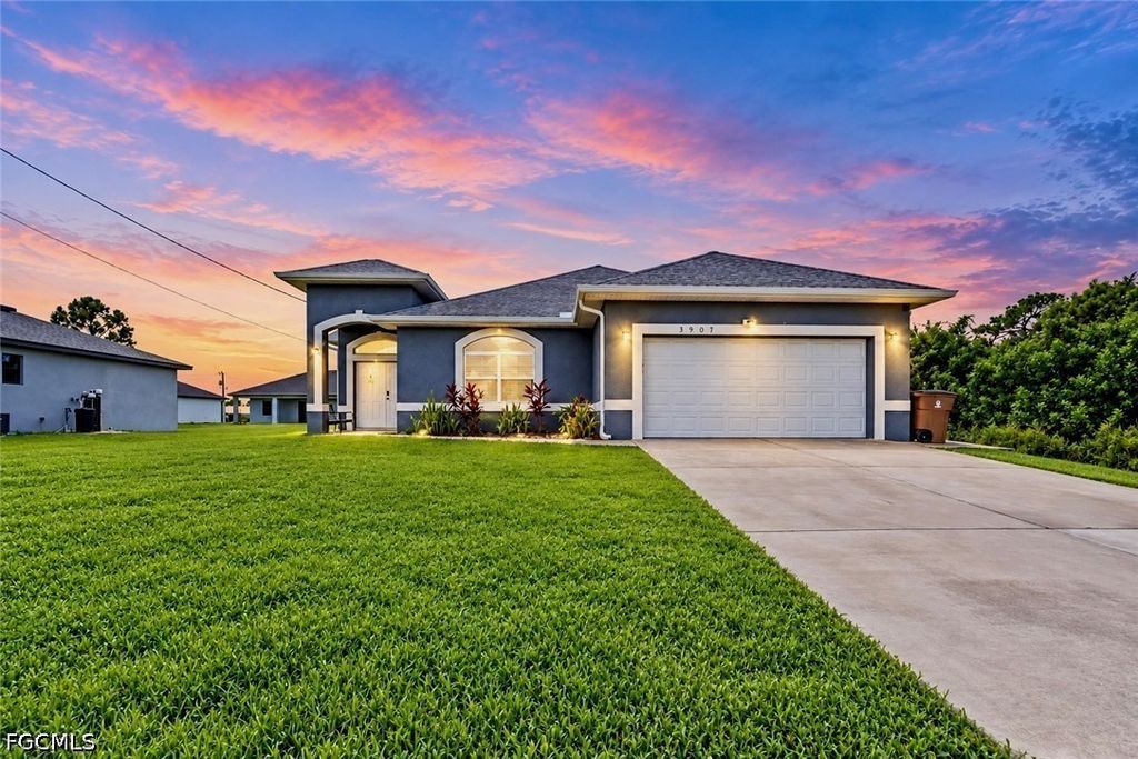 3907 11th St Sw, LEHIGH ACRES