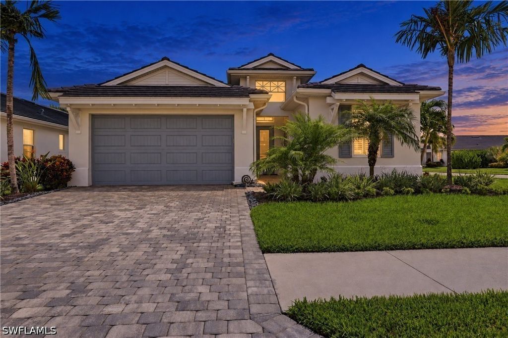 8950 Mustique Ln, Naples