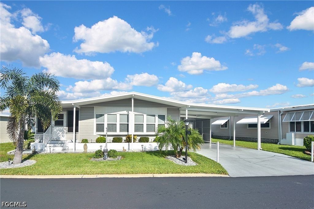114 Snead Dr, North Fort Myers
