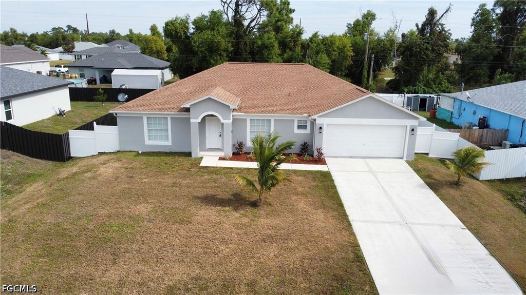 3025 Ne 6th Pl, CAPE CORAL