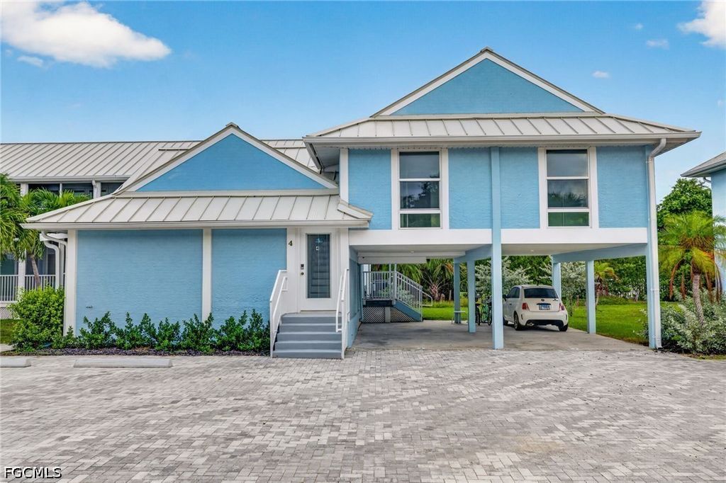 2840 W Gulf Dr 4, Sanibel