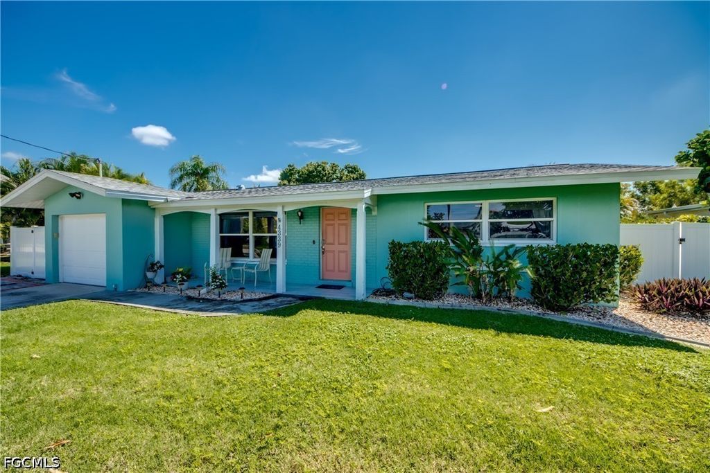 4339 Pelican Blvd, Cape Coral