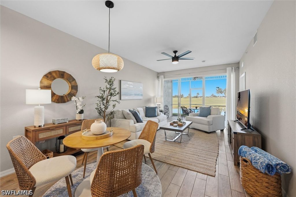 7915 Mahogany Run Ln 1112, NAPLES