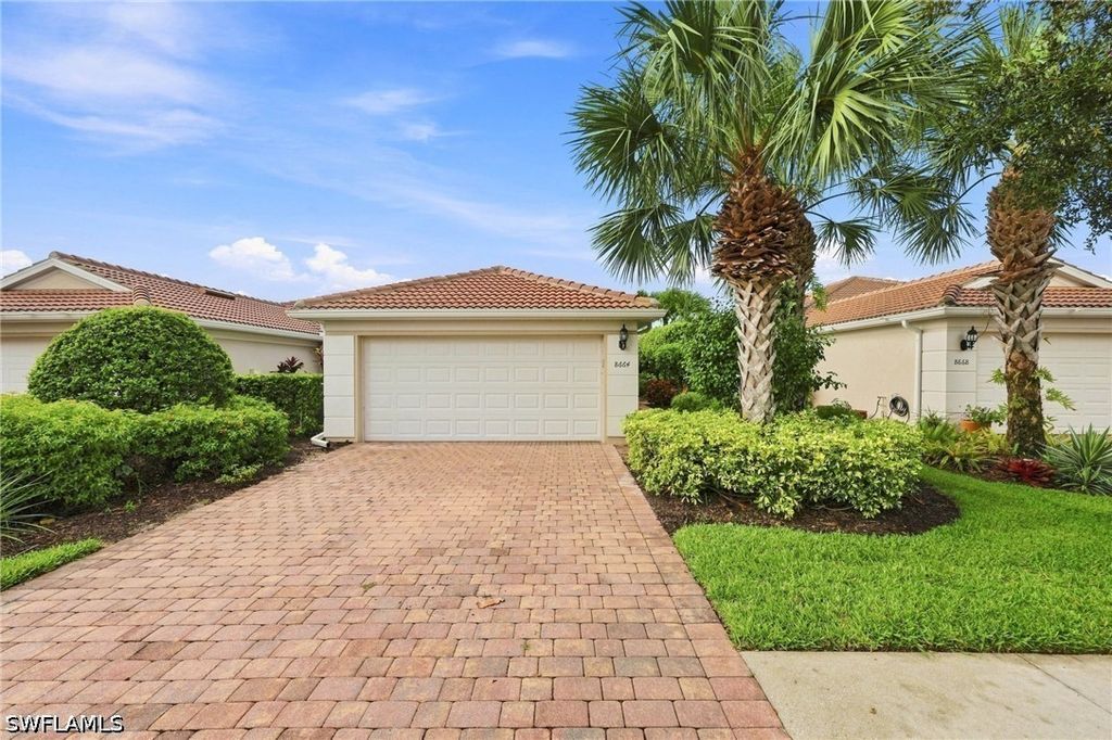 8664 Genova Ct, Naples