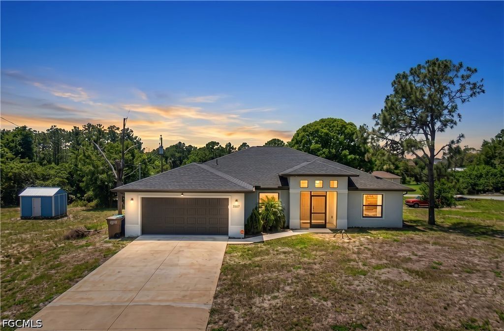 3507 2nd St Sw, Lehigh Acres