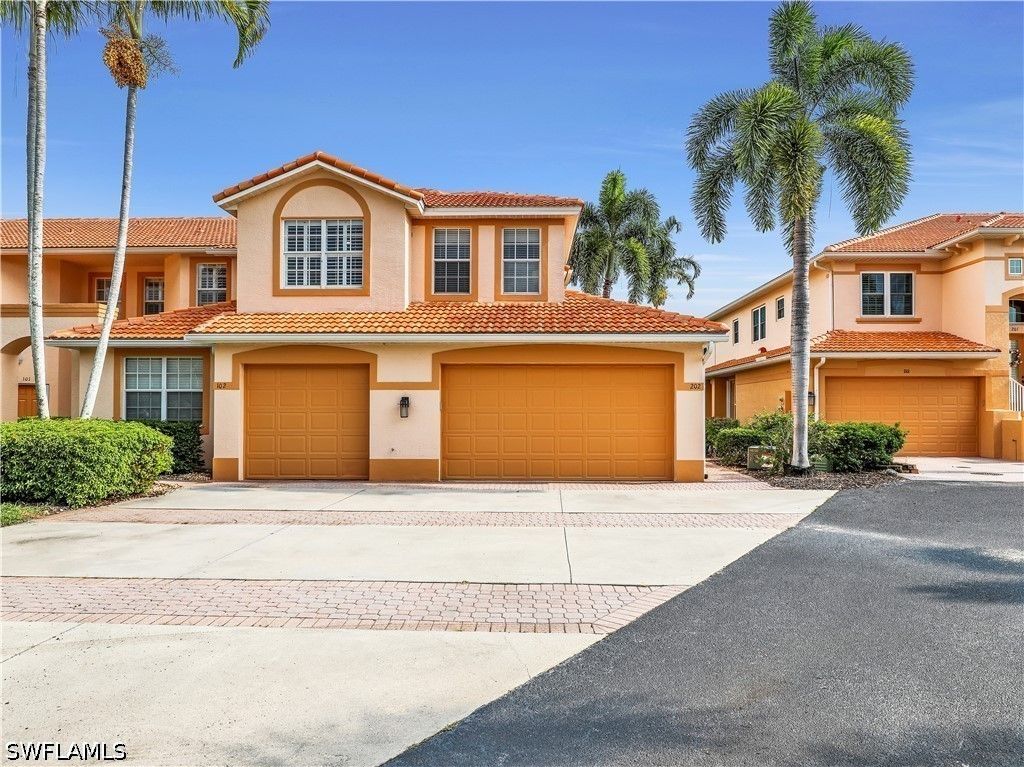 8990 Palmas Grandes Blvd 202, Bonita Springs