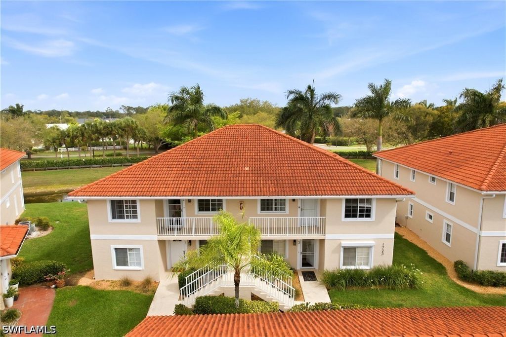 1723 Reuven Cir 2004, Naples