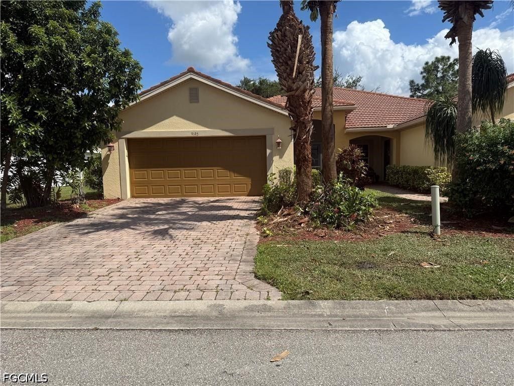 9195 Aegean Cir, Lehigh Acres