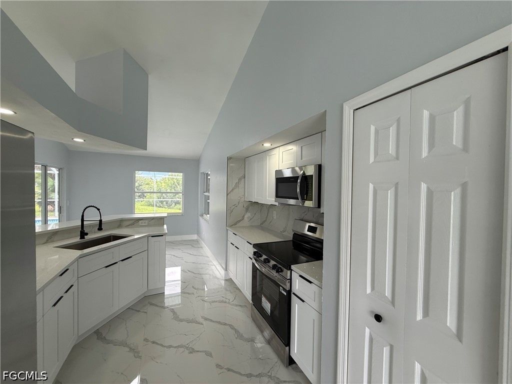 2401 Fisher Ct, Lehigh Acres