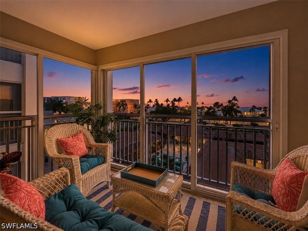 2600 Gulf Shore Blvd N 42, Naples
