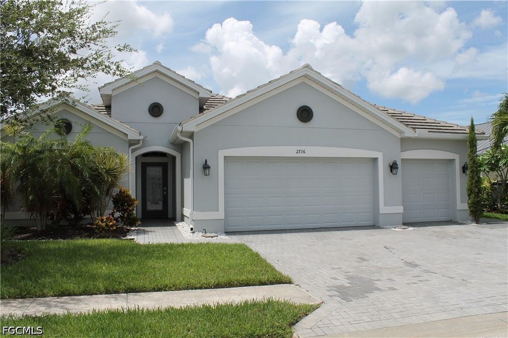 2736 Lambay Ct, Cape Coral