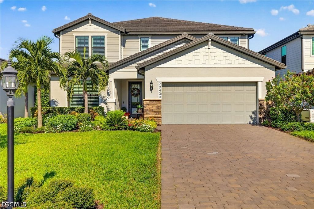 20430 Pebble Glen Dr, Estero