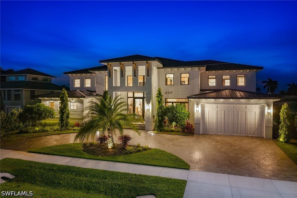 839 Chestnut Ct, Marco Island
