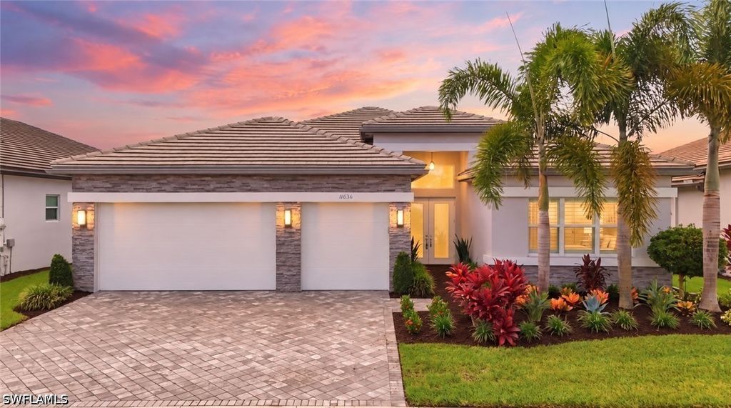 11636 Periwinkle Dr, Naples