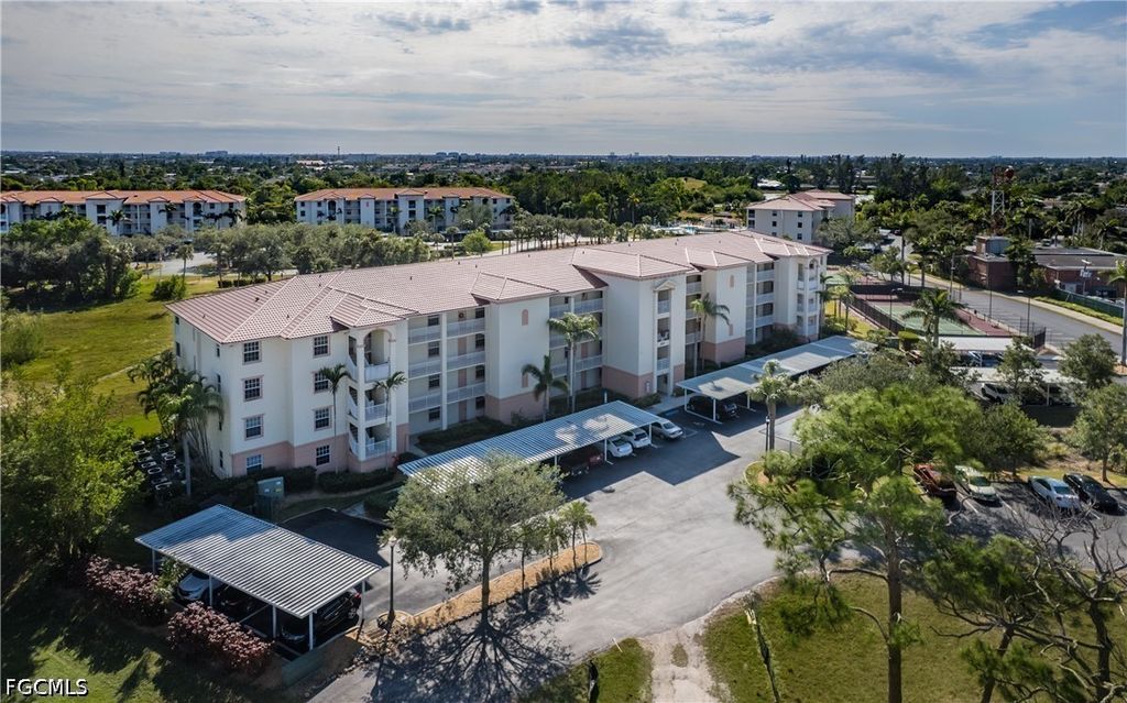 4017 Palm Tree Blvd 305, Cape Coral