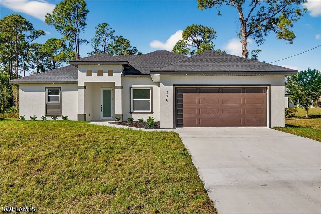 820 Dudley Ave S, Lehigh Acres