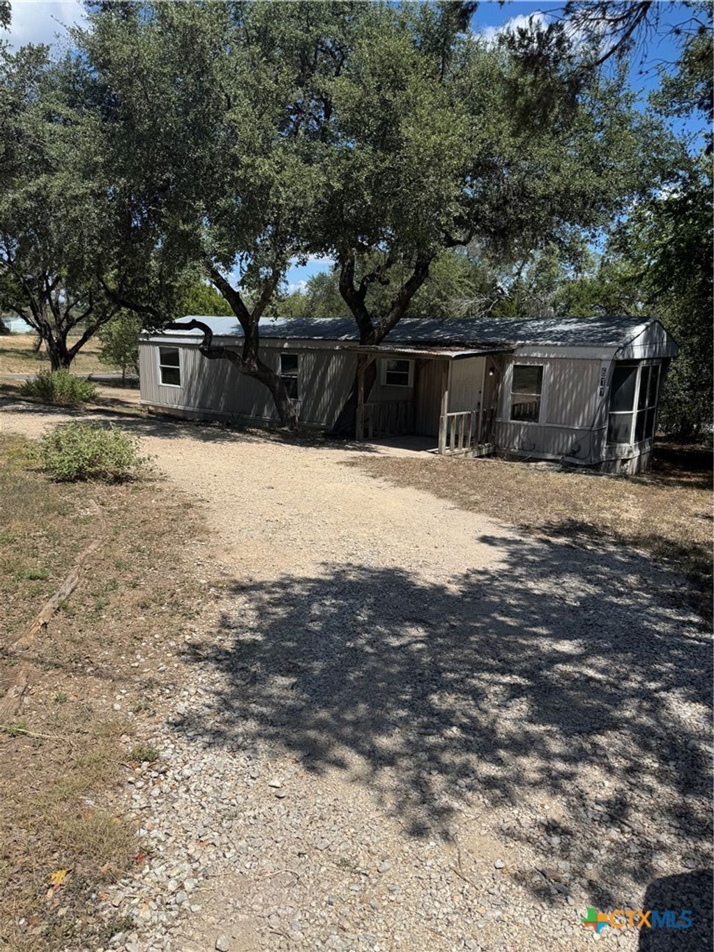 611 Flintstone Drive, Canyon Lake