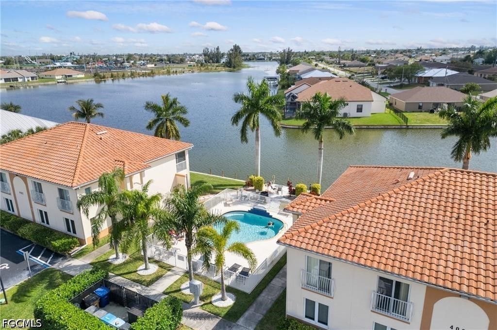 406 Sw 3rd St 102, Cape Coral