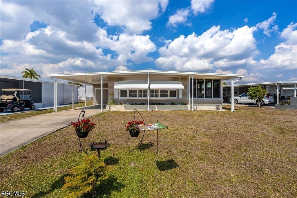 478 Nicklaus Blvd, North Fort Myers