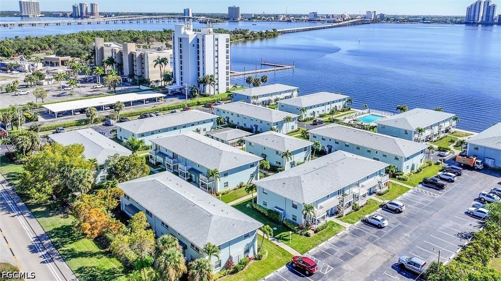 3340 N Key Dr 2, North Fort Myers