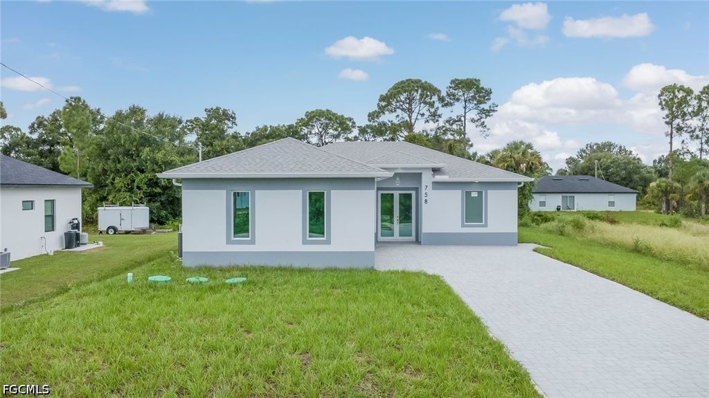 758 Bianca Ave S, Lehigh Acres
