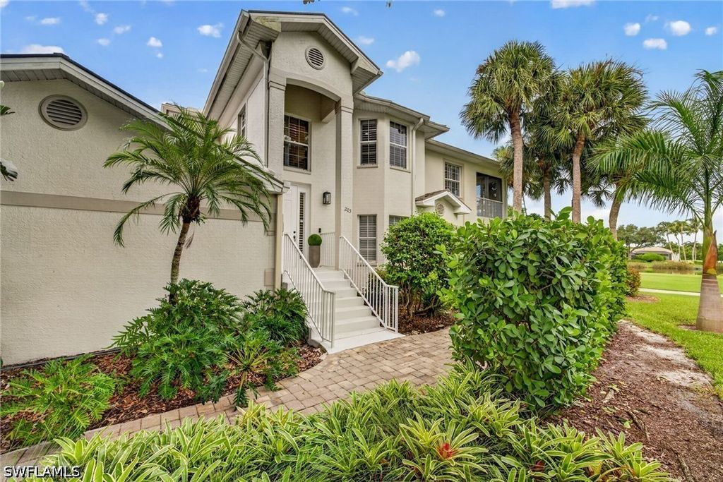 5015 Marina Cove Dr 203, Naples