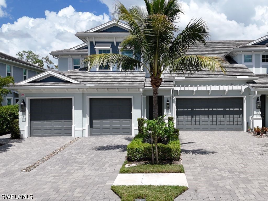 2626 Seychelles Cir 1405, Naples