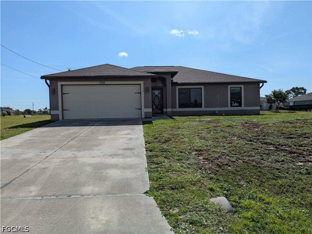 1725 Nw 11th Ct, Cape Coral