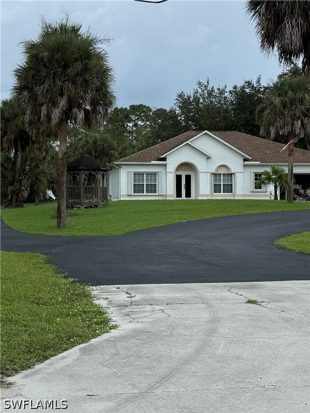 330 17th St Sw, Naples