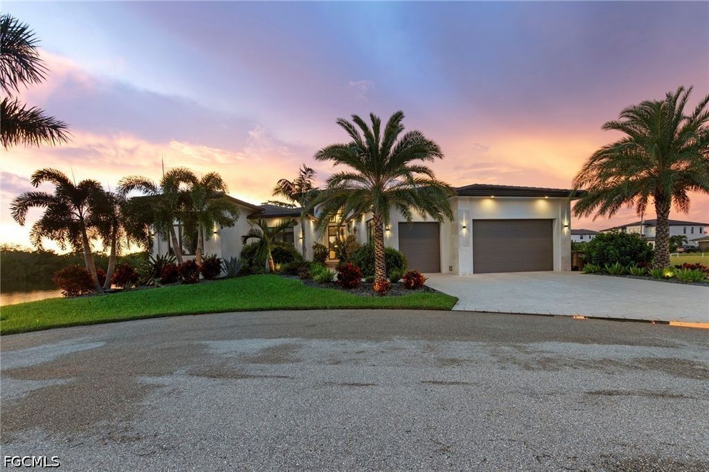 2939 Sw 28th Ln, CAPE CORAL