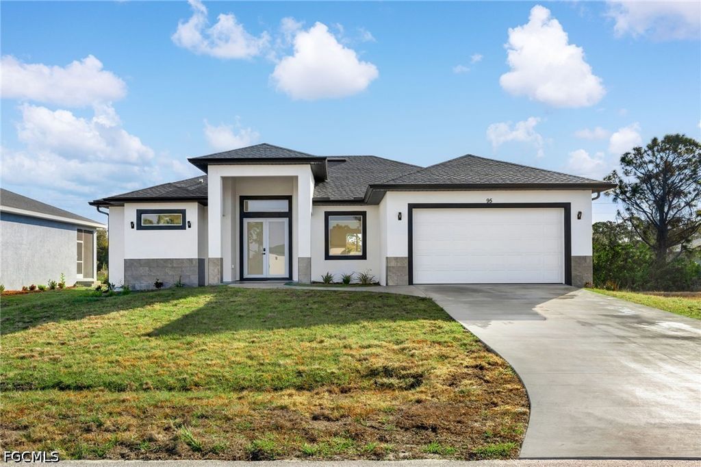 95 Brig Cir E, Placida