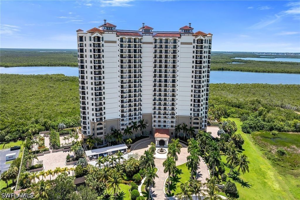 1050 Borghese Ln 1501, Naples