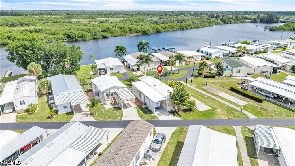 8320 Riverside Dr 101, Punta Gorda