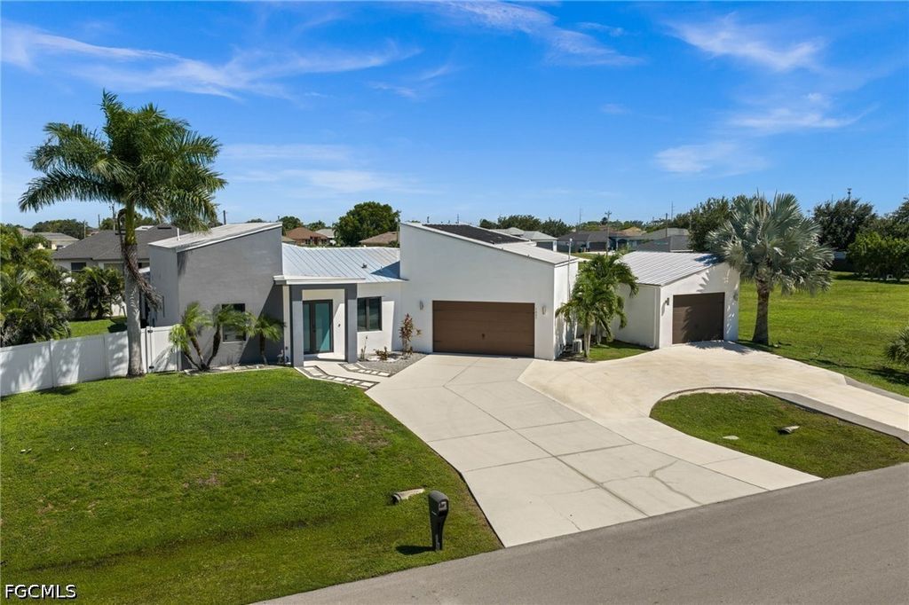 1007 Nw 16th Pl, CAPE CORAL