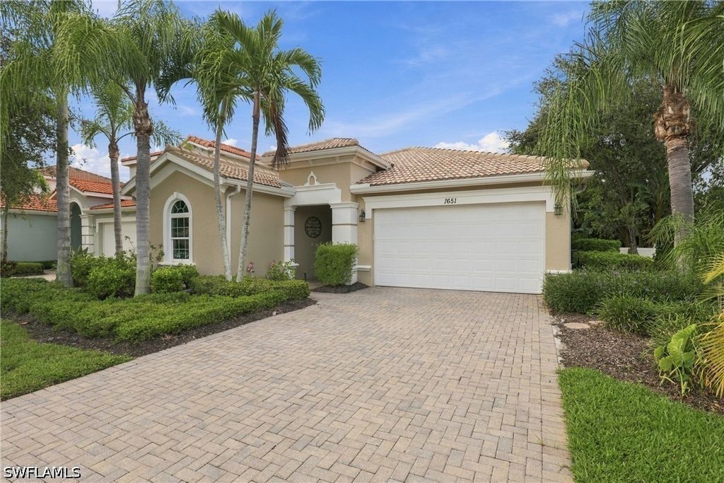 1651 Sanctuary Pointe Dr, Naples