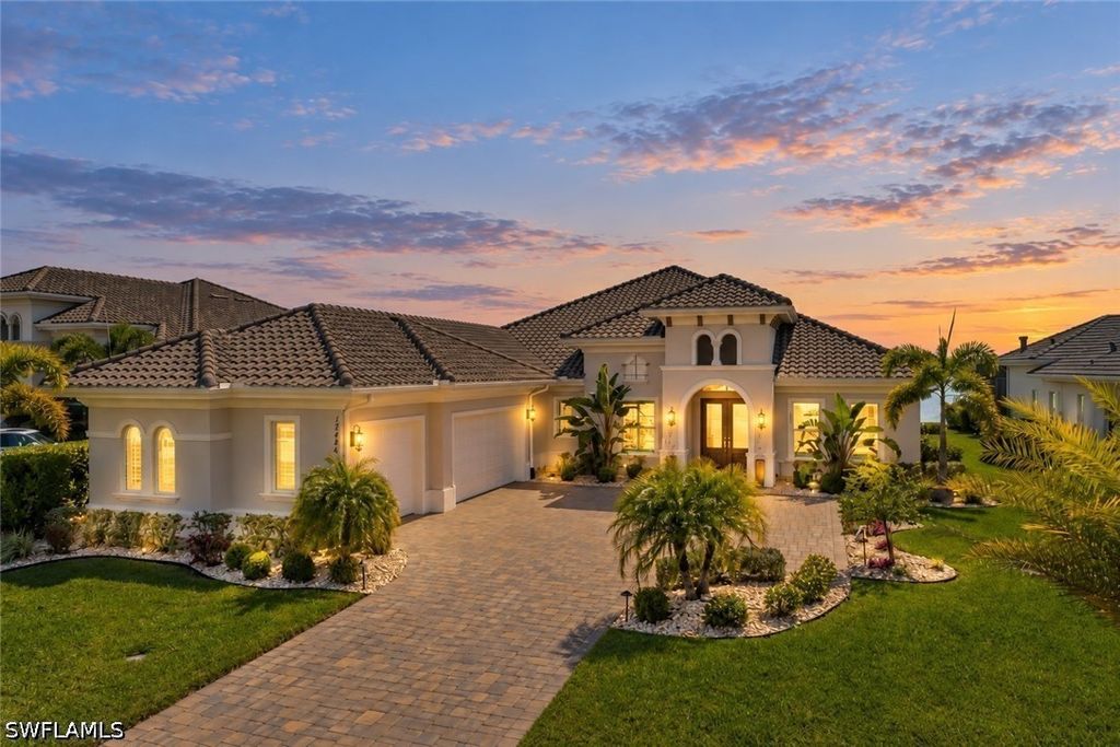 17424 Blue Sapphire Dr, FORT MYERS