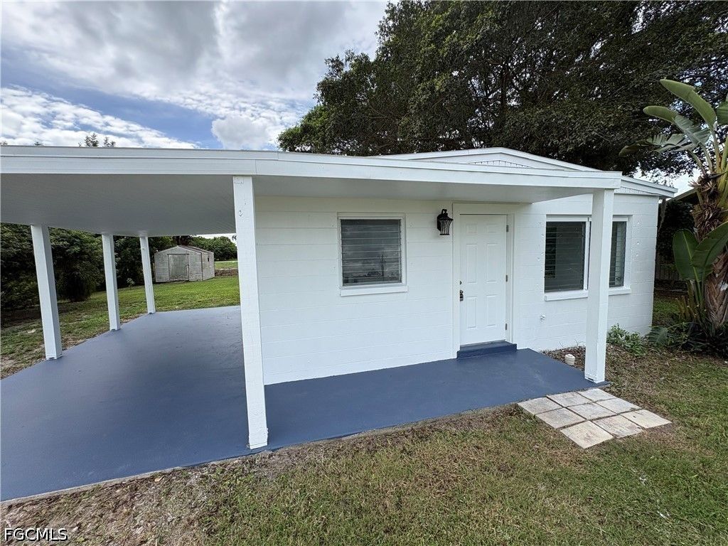 1002 Adams Ave, Lehigh Acres