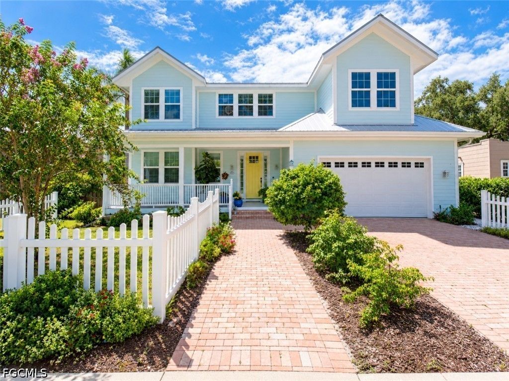 1530 Poinciana Ave, Fort Myers