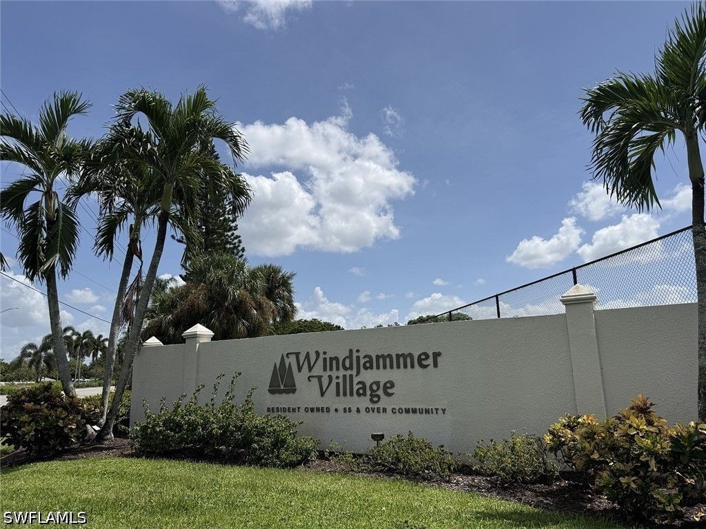 49 Oceans Blvd, Naples