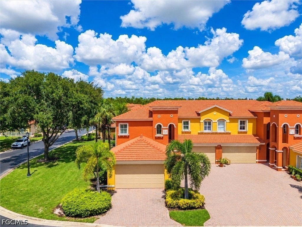 7001 Bergamo Way 201, FORT MYERS