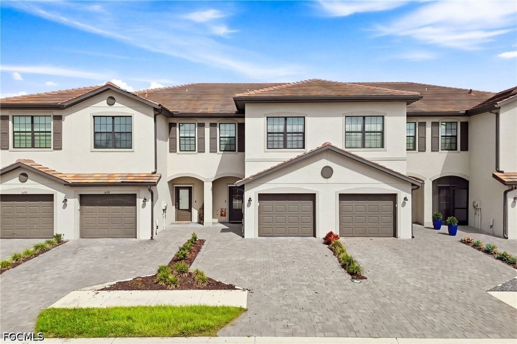 14192 Pine Lodge Ln, Fort Myers