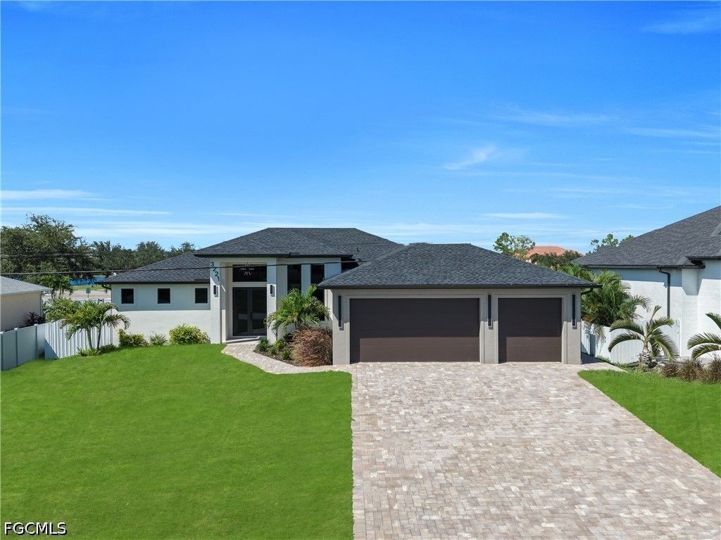 3221 Sw 3rd Ter, CAPE CORAL
