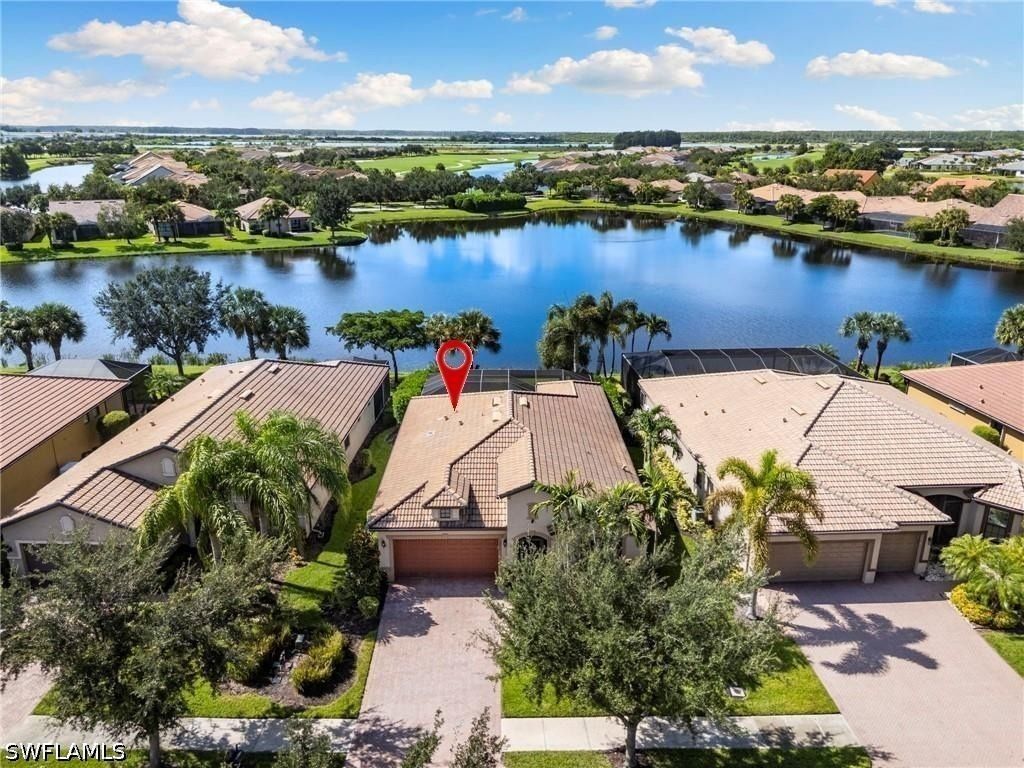 6236 Victory Dr, Ave Maria