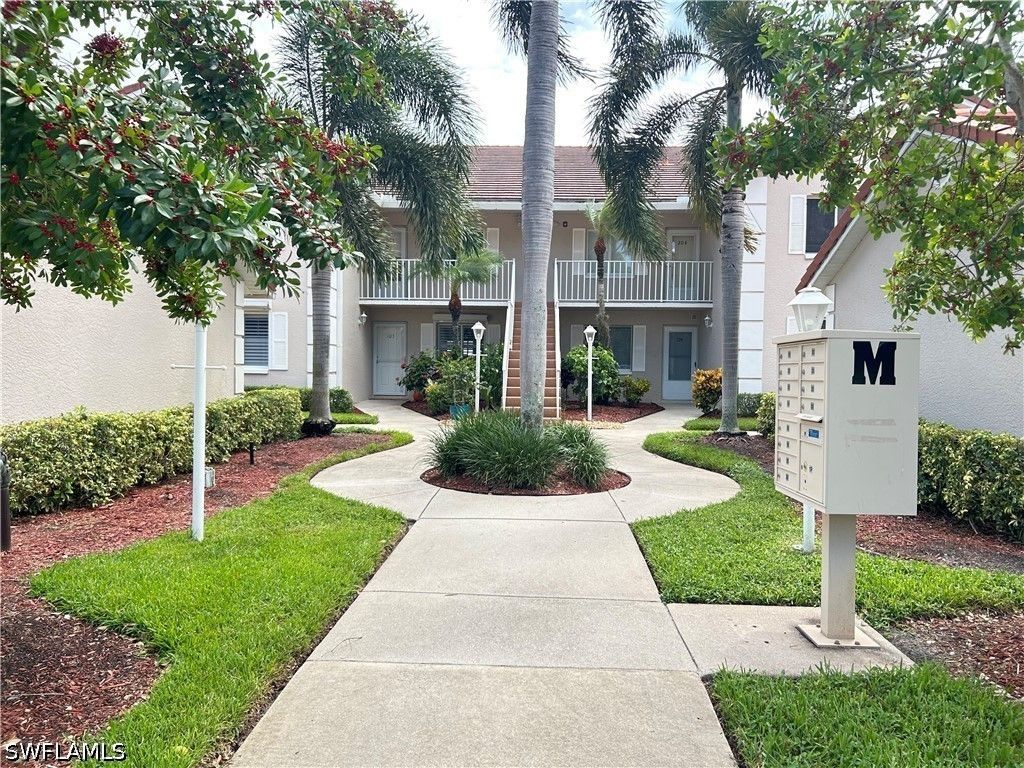 6780 Dennis Cir M103, Naples